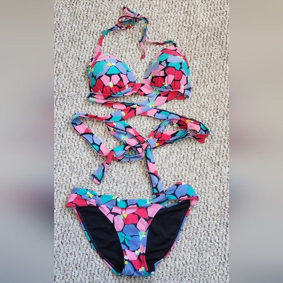 Aerie Strappy Perky Triangle Bikini Top - Picture 2 of 3